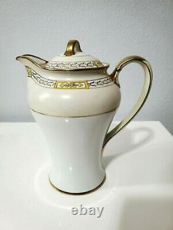 Nippon Chocolate Pot & 4 Cups and Saucers Gold Trim