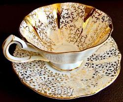 Pair of Vintage 1950s 24ct Gold Gilded Queen Anne Gold Lace Cups & Saucers