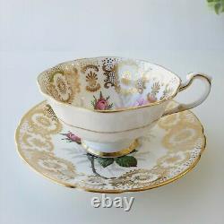 Paragon By Appointmen Her Majesty The Queen Tea Cup & Saucer Pink Rose Gold Lace