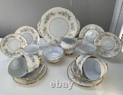 Paragon Classic 21Pc Tea Set. Beautiful Cream, Blue & Gold Pattern & Detail. VGC