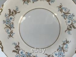 Paragon Classic 21Pc Tea Set. Beautiful Cream, Blue & Gold Pattern & Detail. VGC