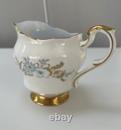 Paragon Classic 21Pc Tea Set. Beautiful Cream, Blue & Gold Pattern & Detail. VGC
