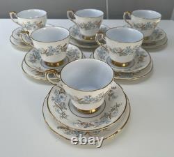 Paragon Classic 21Pc Tea Set. Beautiful Cream, Blue & Gold Pattern & Detail. VGC