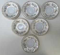 Paragon Classic 21Pc Tea Set. Beautiful Cream, Blue & Gold Pattern & Detail. VGC