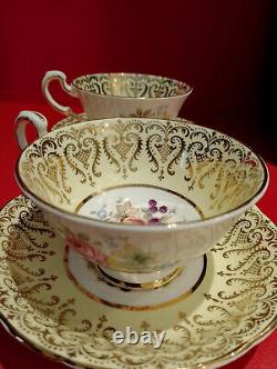 Paragon Set Of Two Cups and Saucers Flower, Gold Gilt, To Her Majesty the Queen