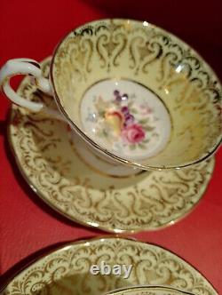 Paragon Set Of Two Cups and Saucers Flower, Gold Gilt, To Her Majesty the Queen