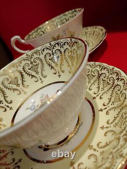 Paragon Set Of Two Cups and Saucers Flower, Gold Gilt, To Her Majesty the Queen