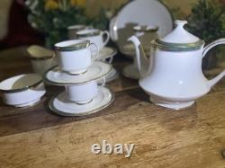 Royal Albert England Bone China 20 Piece Tea Set In The Elgin Pattern