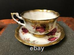 Royal Albert Gold Crest Series Tea Cup & Saucer with Red Cabbage Roses CS126 Mint
