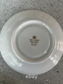 Royal Albert Val D'or 21 piece Tea Set Very Good Condition