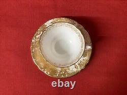 Royal Crown Derby'Gold Aves' Tea Cup & Saucer