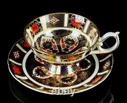 Royal Crown Derby Old Imari 1128 Gold Footed Elizabeth Tea Cup & Saucer Dish