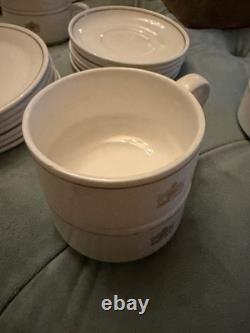 Royal Doulton British Airways Gold Trim Tea Set 6 Cups And Saucers & 7 Plates