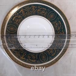 Royal Doulton Elegant Gold Rimmed Porcelain Dinner Set 24-Piece Vintage Design