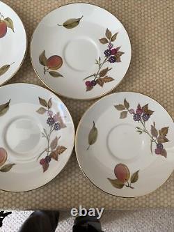 Royal Worcester Evesham Coffee Tea Cups Saucers 6 Large 3 Small See Description