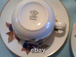 Royal Worcester Evesham Gold 6 EX/LARGE Breakfast Cups and Saucers