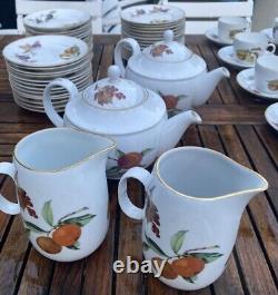 Royal Worcester Evesham Gold Quantity For Entertaining 46 Tea cups Etc £ 170
