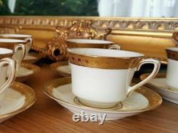 Royal Worcester Tea Coffee Cups & Saucers Ambassador Pattern Vintage
