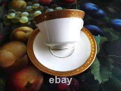 Royal Worcester Tea Coffee Cups & Saucers Ambassador Pattern Vintage
