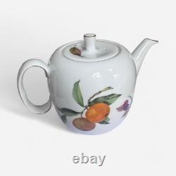 Royal Worchester 47-Piece Tableware Set, Evesham Pattern, Gold Rim, 1961