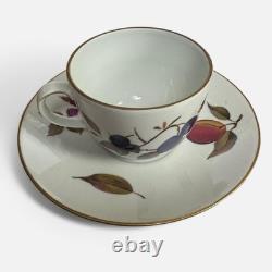 Royal Worchester 47-Piece Tableware Set, Evesham Pattern, Gold Rim, 1961