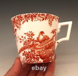 SET 2 ROYAL CROWN DERBY Porcelain RED AVES Birds Breakfast Cups & Saucers