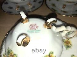 Set Of 6 Vintage Cherry China Brand Post WWII Japan Cups & Saucers withGold Trim