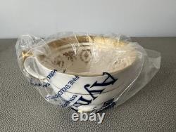 Set Of 8 Aynsley Gold Dowery Cups & Saucers