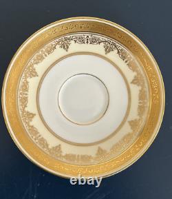 Set Of 9 ANTIQUE COALPORT ENGLAND GOLD ENCRUSTED BAND CUPS & SAUCERS PATTERN UNK