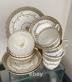 Set Of Good Caughley Porcelain Fluted Gilt Trios + Matching Plate c. 1790