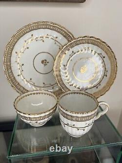 Set Of Good Caughley Porcelain Fluted Gilt Trios + Matching Plate c. 1790