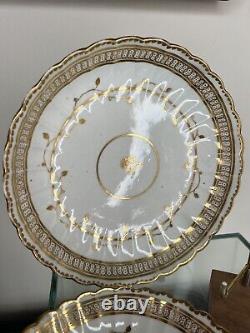 Set Of Good Caughley Porcelain Fluted Gilt Trios + Matching Plate c. 1790