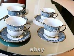 Set of 4 1820-30 Early porcelain coffee cups and saucers in Greek Key Pattern