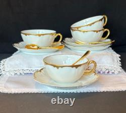Set of 4 Haviland Limoges white & gold cups & saucers, Schleiger 216, 1900-1920