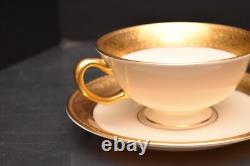 Set of 4 LENOX WESTCHESTER CUPS AND SAUCERS Gold Incrusted Teacups