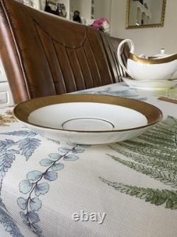 Set of 8 Wedgwood Ascot Gold Encrusted Saucers 14 cm