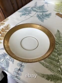 Set of 8 Wedgwood Ascot Gold Encrusted Saucers 14 cm