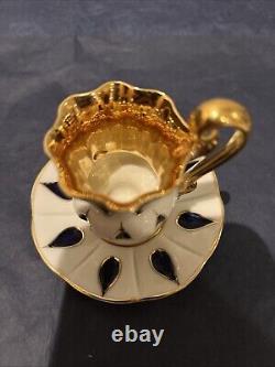 Small VTG Tea Set of Cups With Saucer Teapot with Gold Rim