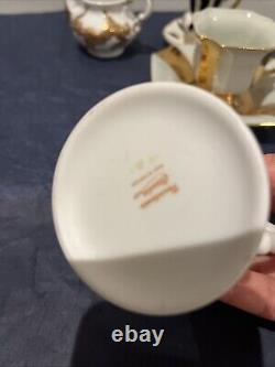 Small VTG Tea Set of Cups With Saucer Teapot with Gold Rim