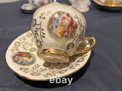 Small VTG Tea Set of Cups With Saucer Teapot with Gold Rim