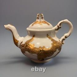 Small VTG Tea Set of Cups With Saucer Teapot with Gold Rim