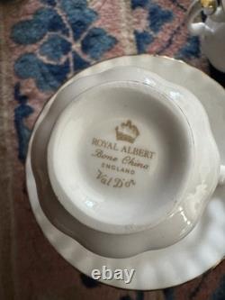 TEA SET BY Royal Albert Val d'or range. Set of 8 cups/saucers + sugar & milk