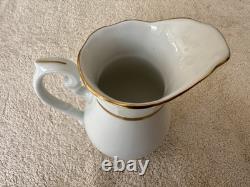 TK Thun Czechoslovakia Menuet Teapot, 6 Cups/Saucers, Sugar Bowl and Milk Jug