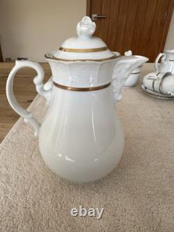 TK Thun Czechoslovakia Menuet Teapot, 6 Cups/Saucers, Sugar Bowl and Milk Jug