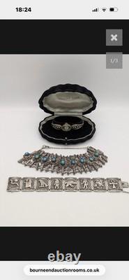 T. Goode & Co Gilded Porcelain Demitasse Cups and Saucers