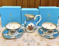 The Royal collection fine bone china Tea Cup & Saucer Set 2pc gilded English
