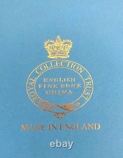 The Royal collection fine bone china Tea Cup & Saucer Set 2pc gilded English