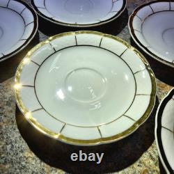 Thun 1794 Czech Porcelain Tea Set of 13 Teapot, Creamer, Sugar, Cups & Saucers