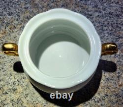 Thun 1794 Czech Porcelain Tea Set of 13 Teapot, Creamer, Sugar, Cups & Saucers