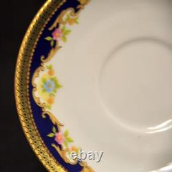 Tirschenreuth Zehendner 4 Demitasse Cups & 4 Saucers 1940+ Floral Bouquet withGold